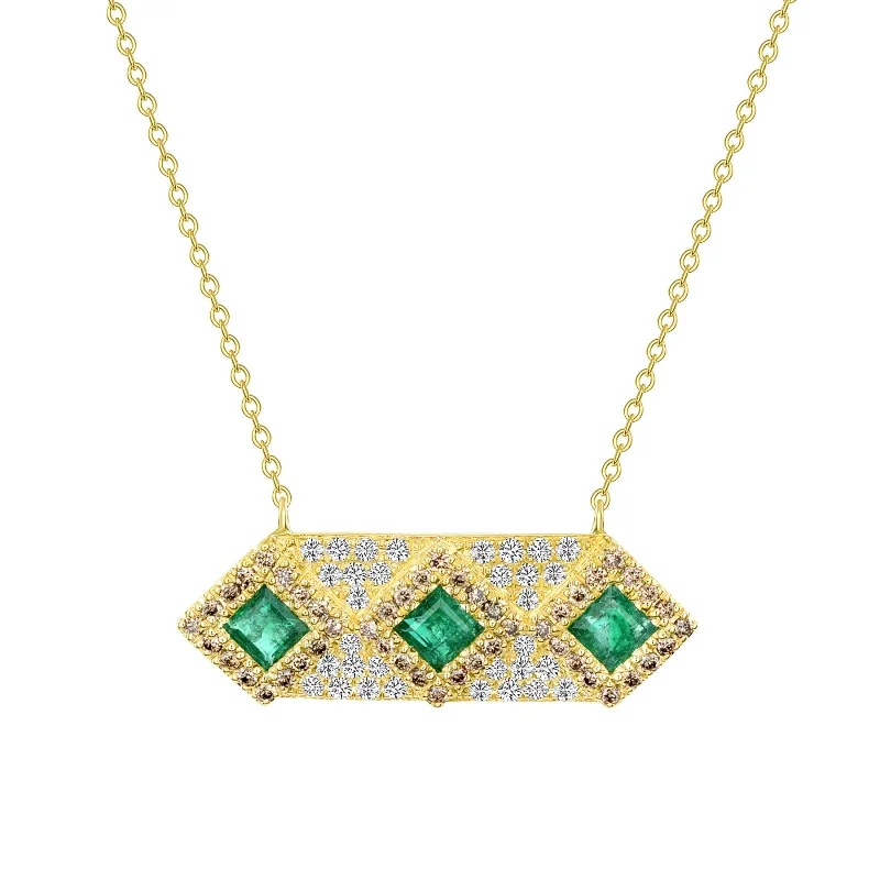 Queenly Emerald Necklace