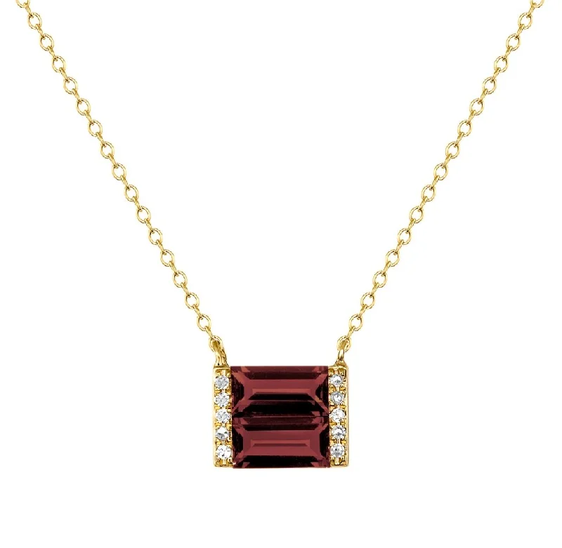 Shine Red Garnet Necklace