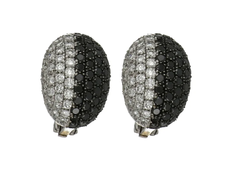 Black Diamond Earrings (Black Diamond 2.2 cts. White Diamond 2.2 cts.)