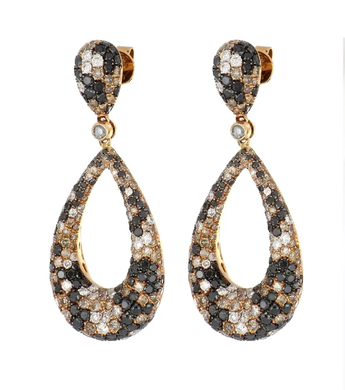 Brown Diamond Earrings (Brown Diamond 3.15 cts. Black Diamond 3.42 cts. White Diamond 0.91 cts.)