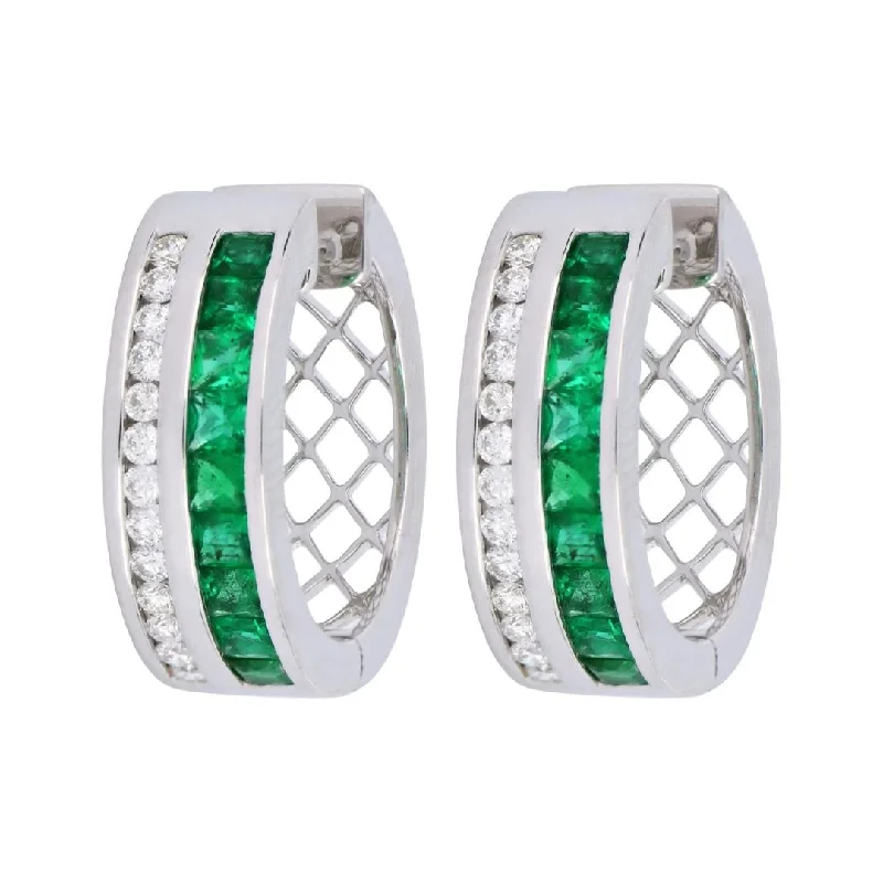 Emerald Earrings (Emerald 1.2 cts. White Diamond 0.41 cts.)