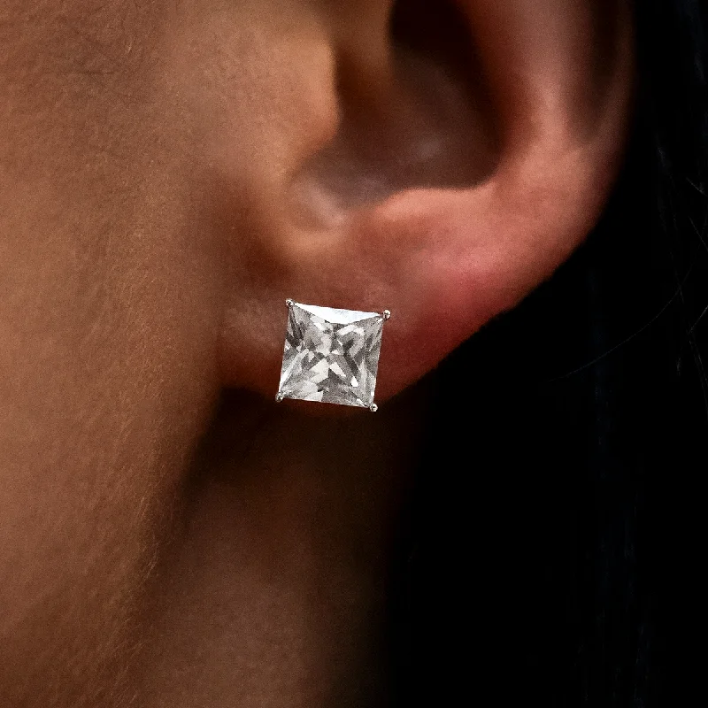 7mm Princess Cut Diamond Stud Earrings in White Gold