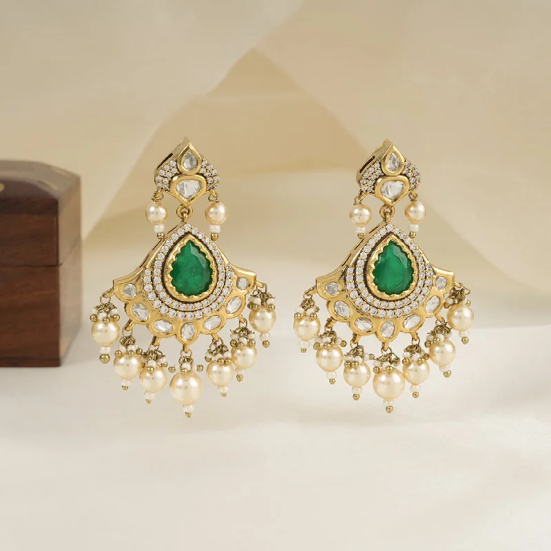 Stunning pearl drop victorian kundan earring