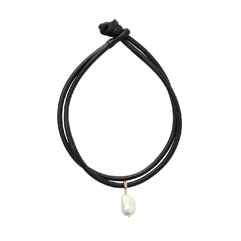 Pearl Leather Wrap Bracelet/Choker